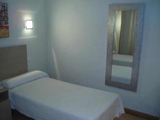Hostal Francisco Salinas Бургос Номер фото